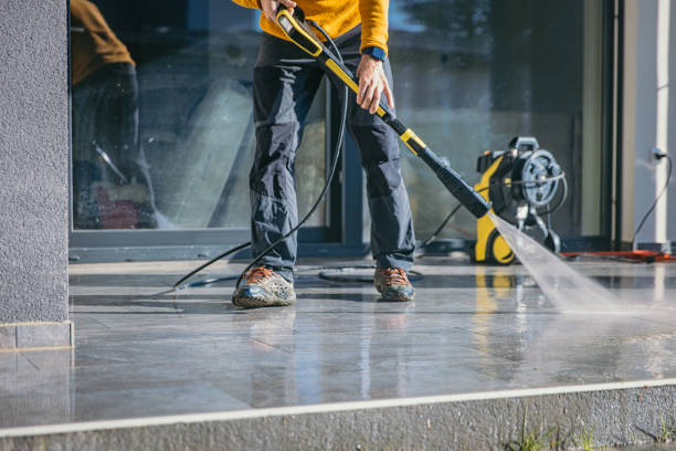 Best Deck Cleaning Services  in Ankeny, IA