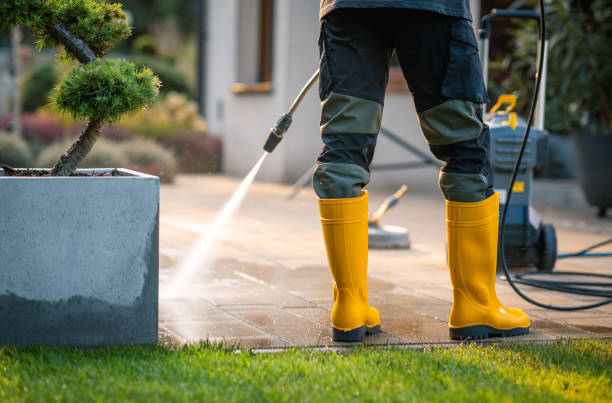 Garage Pressure Washing in Ankeny, IA